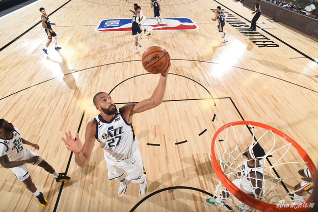 态差距的直 态差距的直