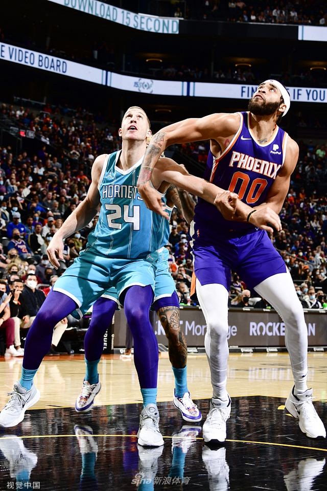 地的动作 地的动作