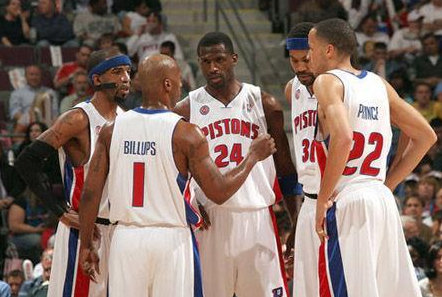 不轻易倒地 不轻易倒地