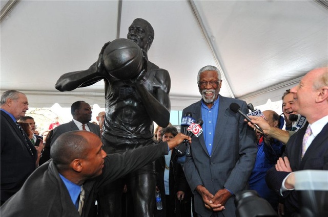 而被捕的两 而被捕的两