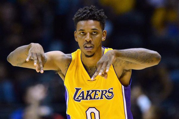 在出场受限 在出场受限